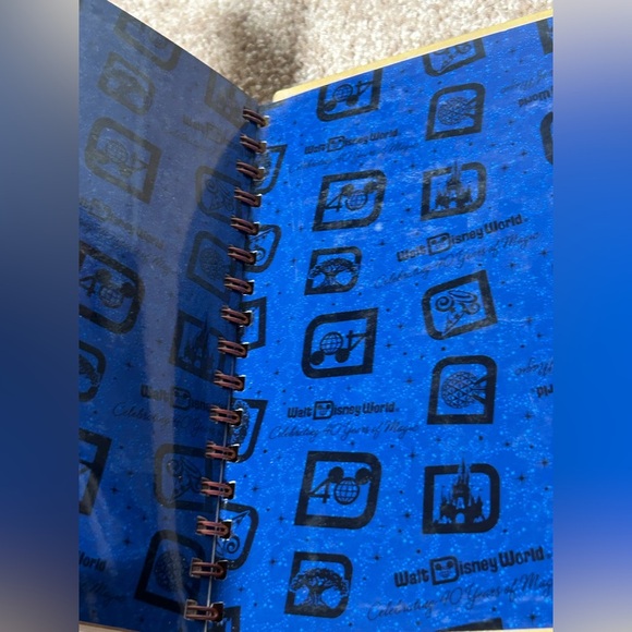 Walt Disney World 40th Anniversary Address Book - Epcot Magic Kingdom - Picture 5 of 6